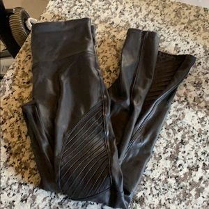 SPANX Moto Legging sz M